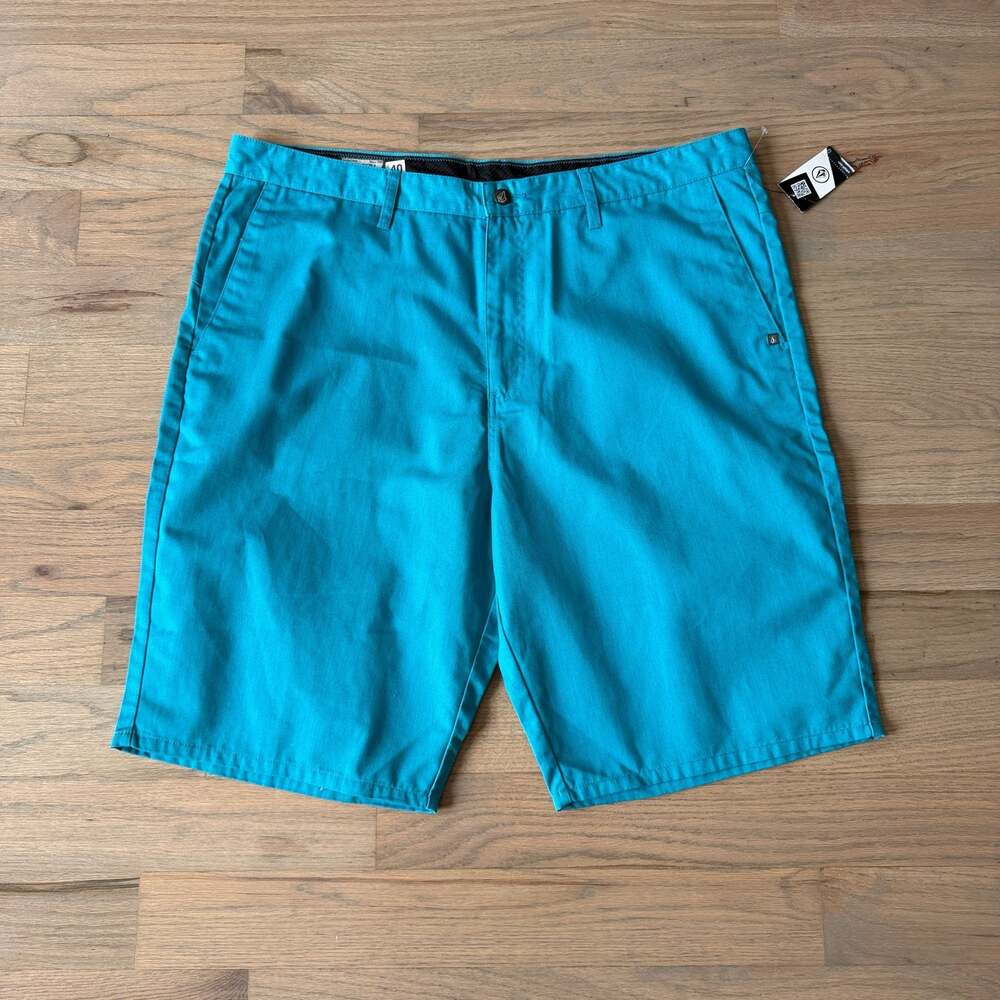 Volcom VMonty Solid Short Teal Men's Size 40